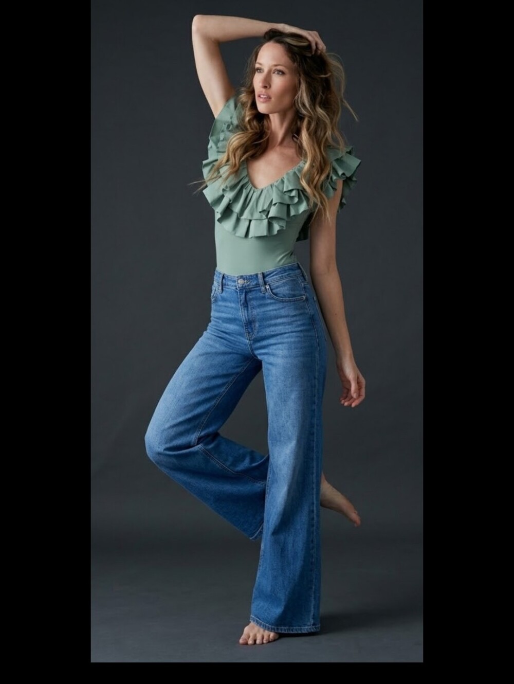 Zara Sage Green Dramatic Ruffle V-Neck Bodysuit [S]